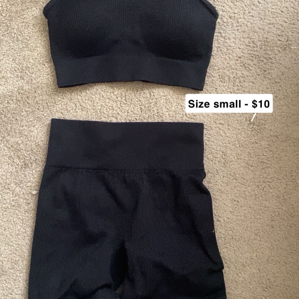 SHEIN Black Ribbed Tank Top